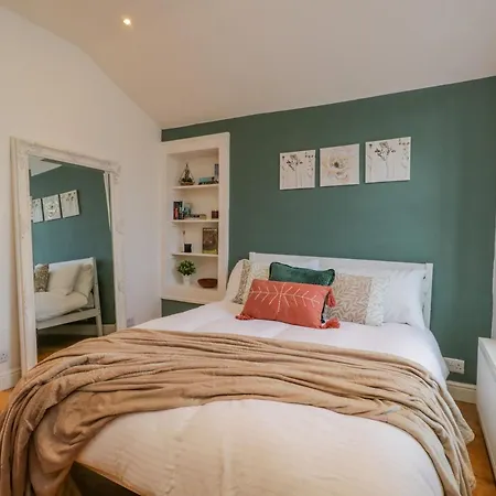 Kendal Cottage