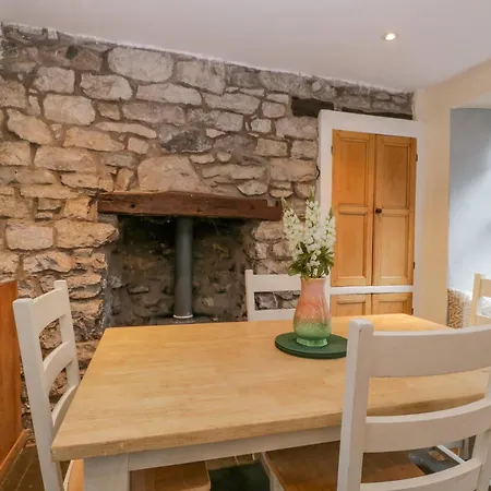 בית נופש Kendal Cottage קנדל